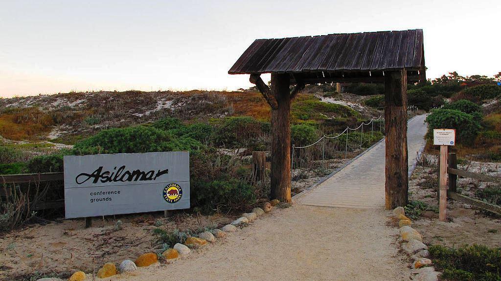 Entrace to Asilomar conference center
