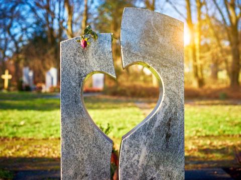 Broken-heart gravestone