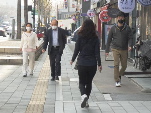 Masked pedestrians in South Korea