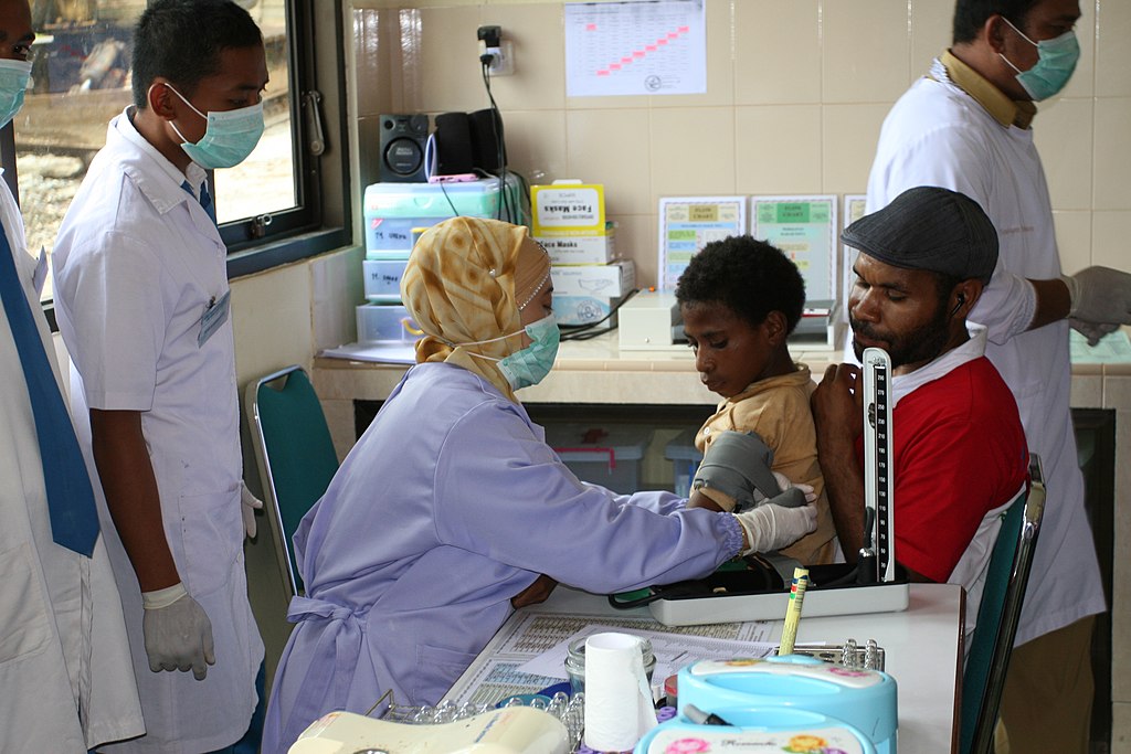 Doctor treating TB patients