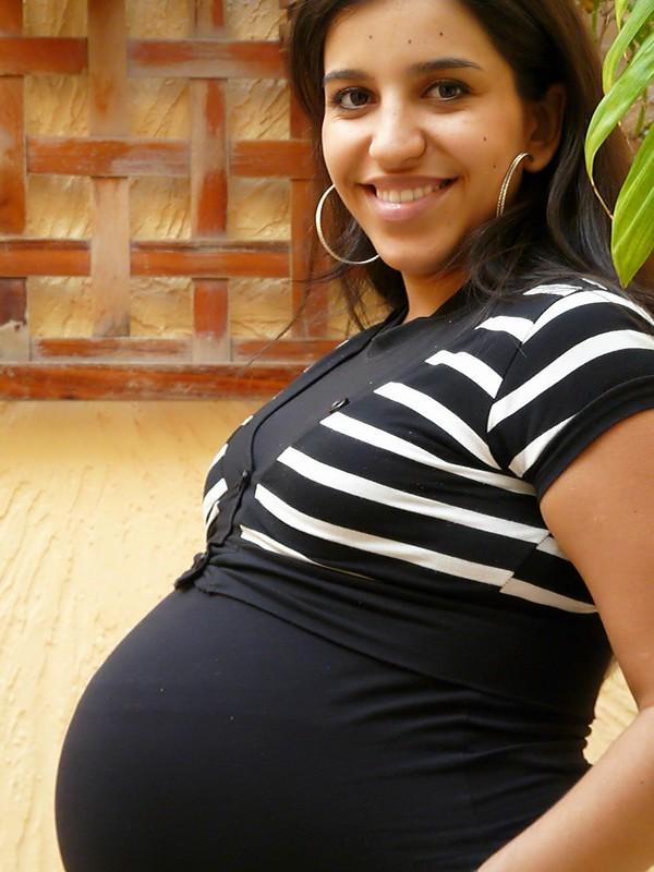 pregnant woman 