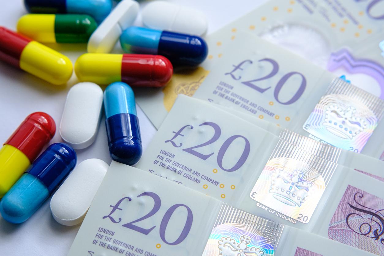 British pound notes and pills