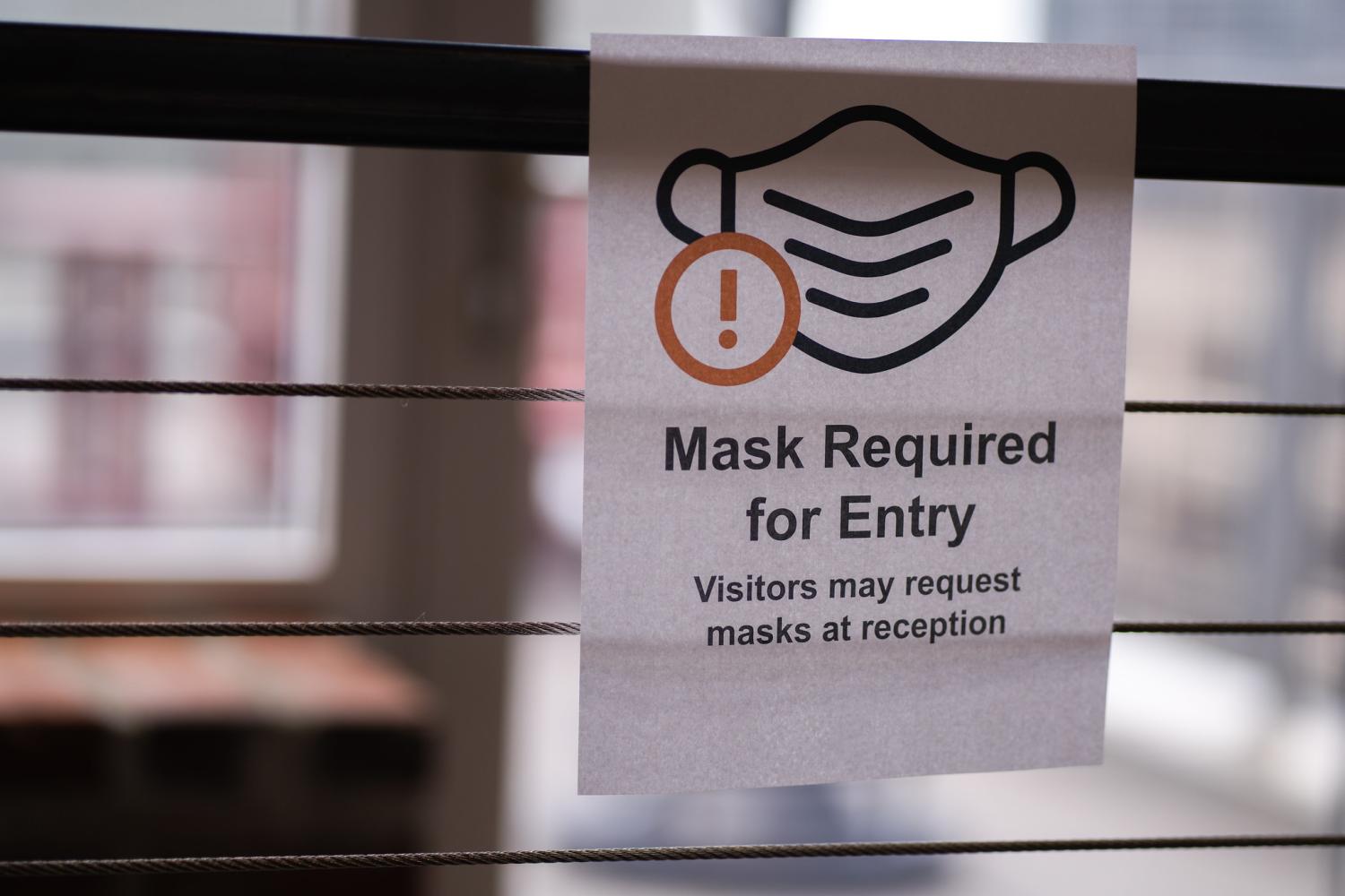 Mask mandate sign
