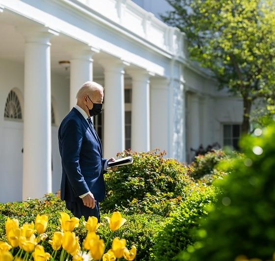 President Biden wearing mask in Rose Garden