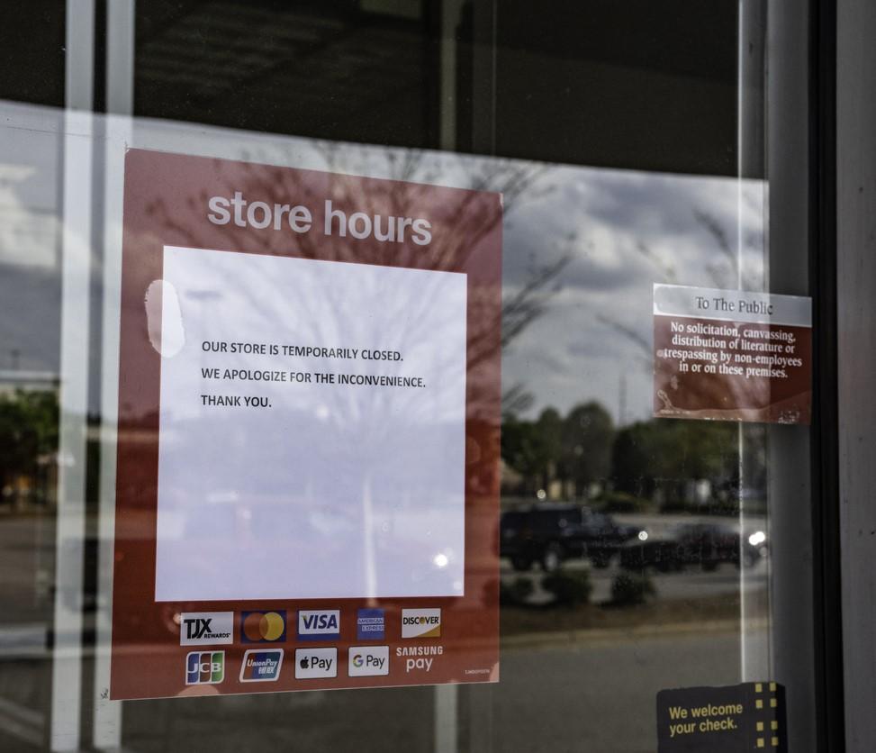 Pandemic closed store sign