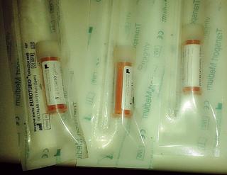 Coronavirus transport medium