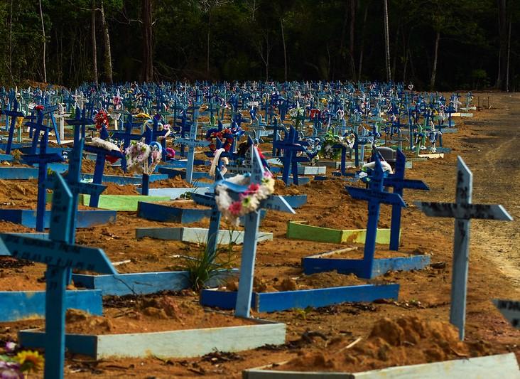 COVID graves in Manaus, Brazil