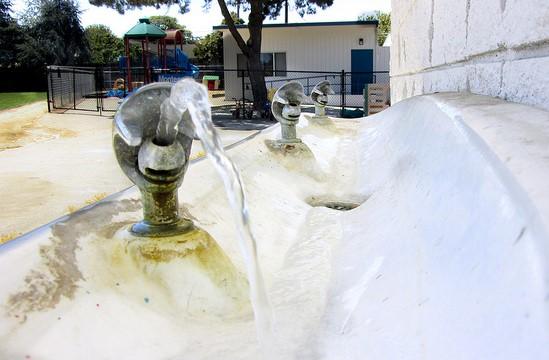 Drinking fountains