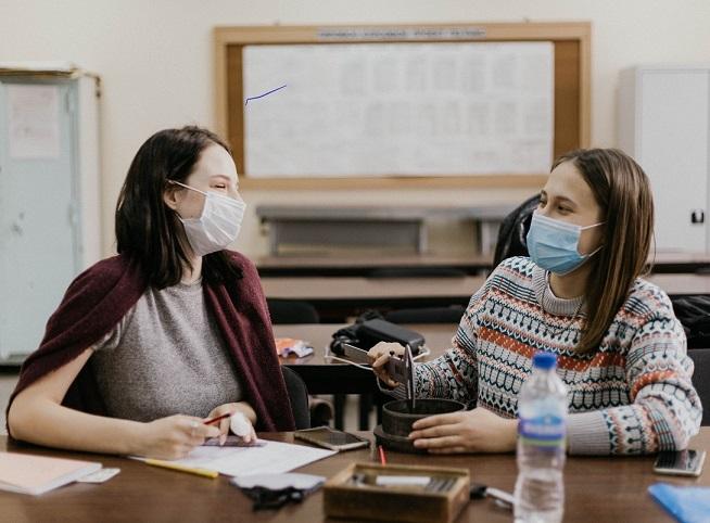 High school lab students wearing masks