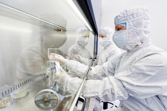 Lab workers