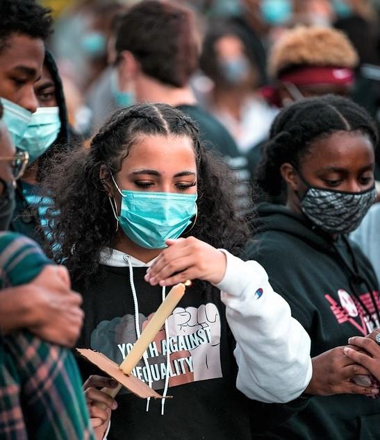 Mask wearing at vigil