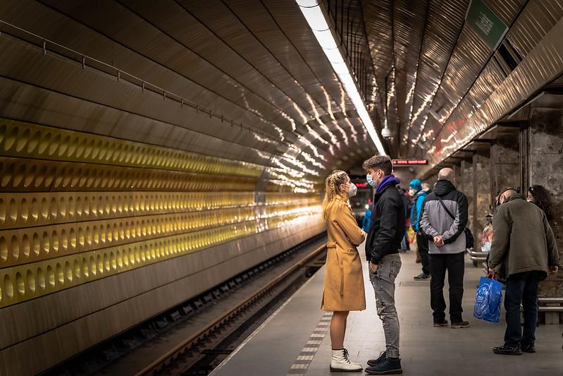 masks on subway