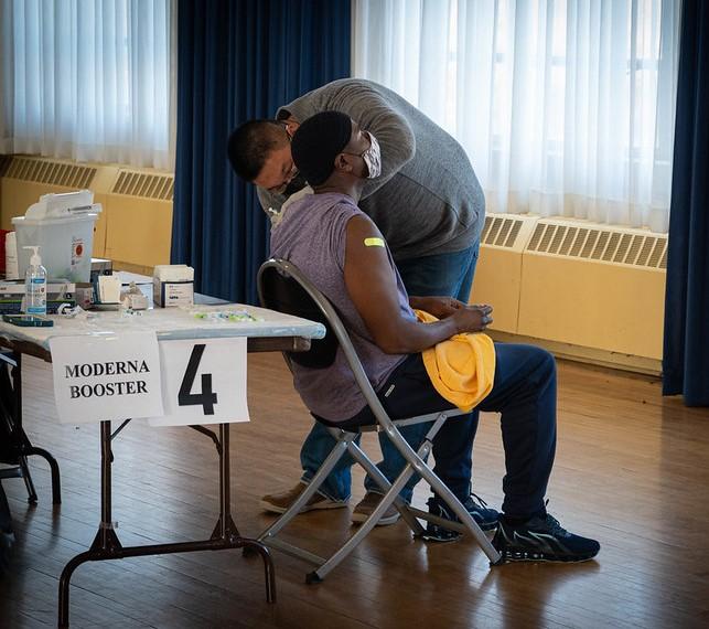 Moderna booster vaccination