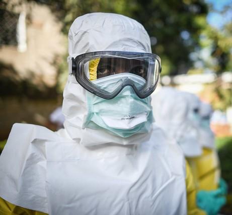 Ebola Red Cross volunteer