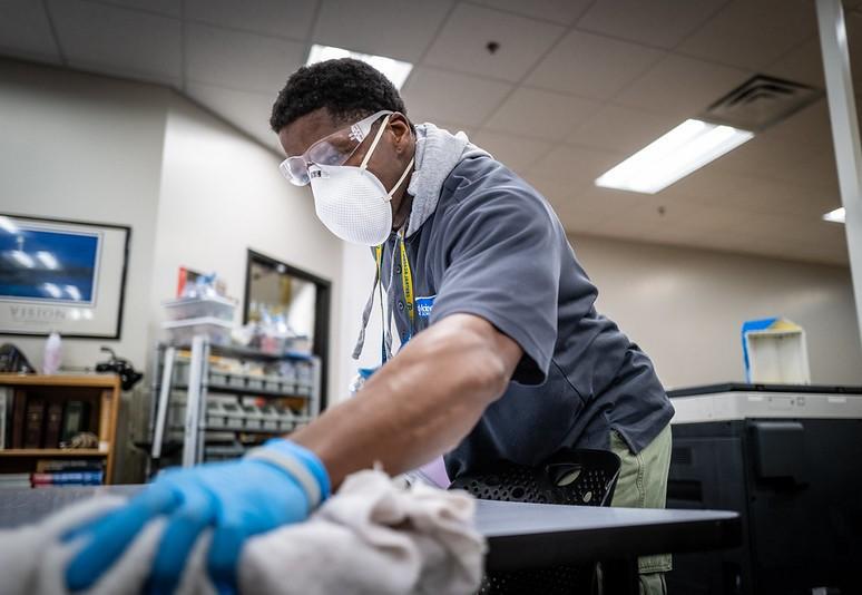 School deep cleaning