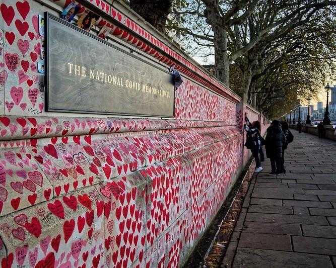 UK COVID memorial wall