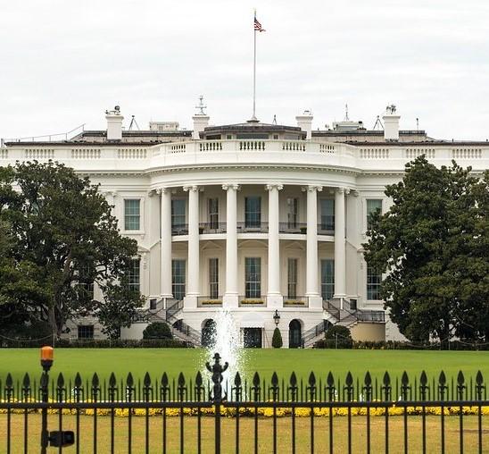White House and fence