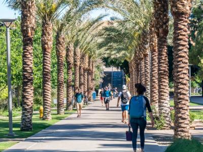 Students on Arizona State campus