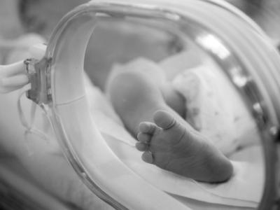 Baby foot in incubator