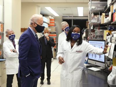 Biden visits NIH vaccine lab