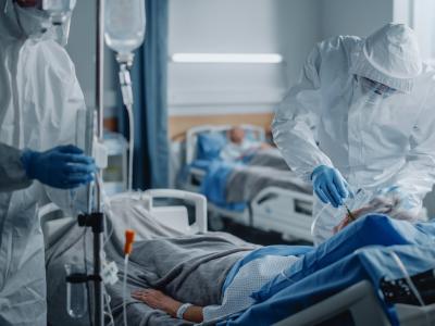 Treating COVID-19 in ICU