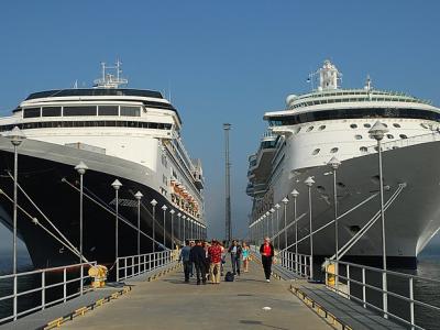 cruise ships