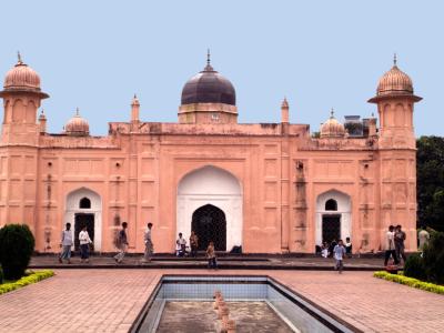 Tomb of Bibi Pari in Dhaka, Bangladesh