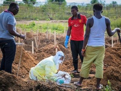 Ebola child burial