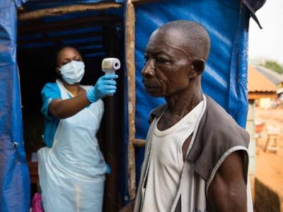 Ebola temperature taking
