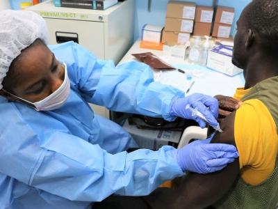 Ebola vaccination