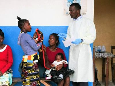Ebola vaccination