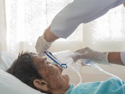 Hospital patient receiving inhaled drug