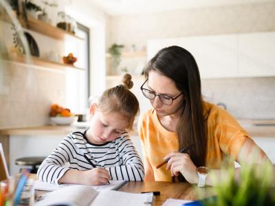 Mother and daughter online learning