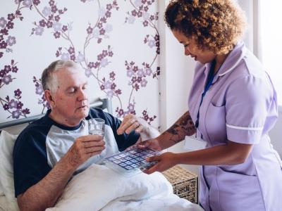 Dispensing nursing home medicine