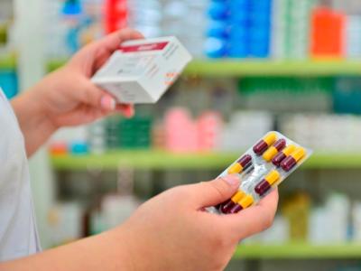 Pharmacy antibiotics