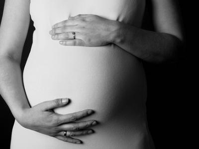 Pregnant mom