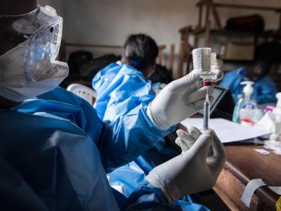 WHO vaccination team