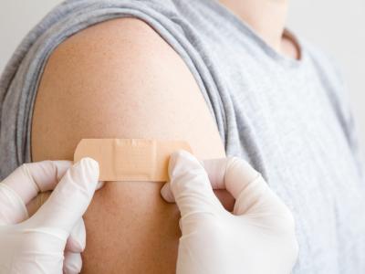 Vaccination bandage
