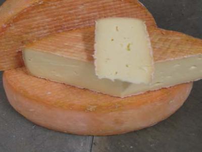 Raw milk soft cheese