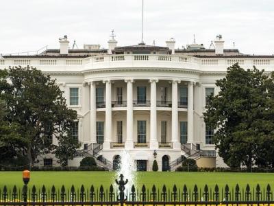 White House and fence