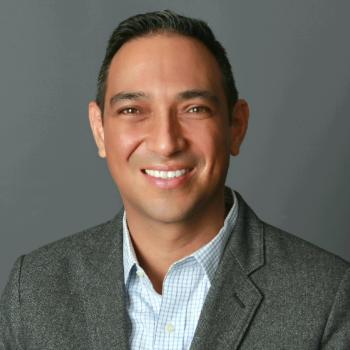 Carlos R. Cruz