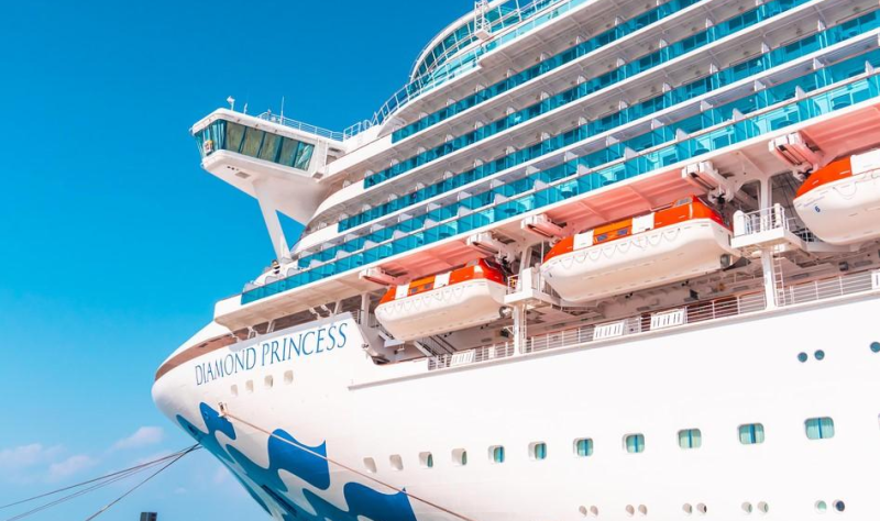Researchers call for better air flow in cruise-ship dining areas to help prevent disease outbreaks