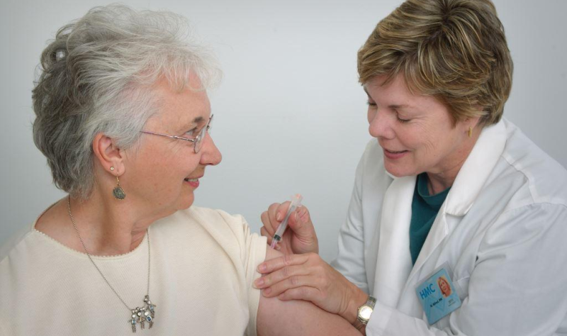 Trials offer conflicting findings on high-dose vs standard-dose flu vaccines in older adults