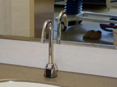 Sink and faucet in hospital room