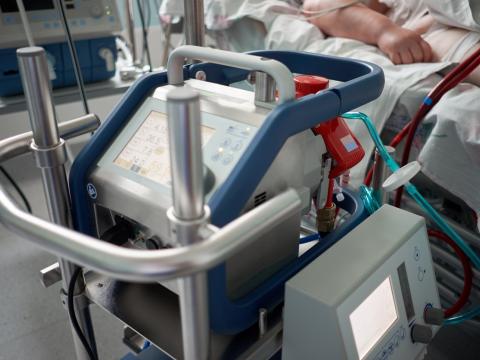 ECMO at patient's bed