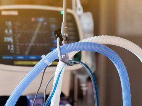 Mechanical ventilator