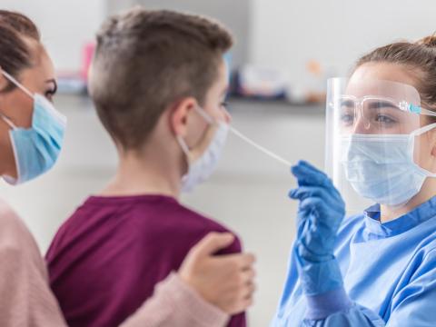 covid swab
