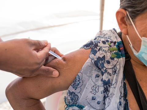COVID vaccination in Guatemala