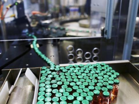Filling and freeze-drying vaccine bottles