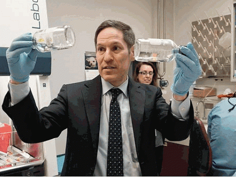 Frieden demonstrates bottle test
